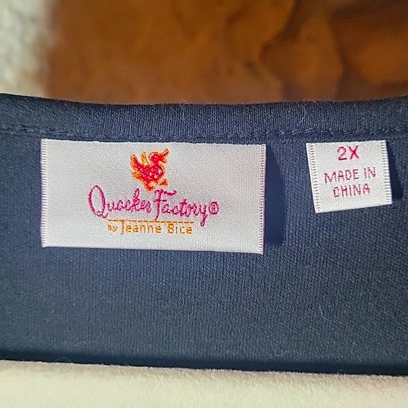 Quacker Factory Black Christmas Holiday Long Sleeve Embroidered Top-Plus Size 2X - Picture 4 of 6